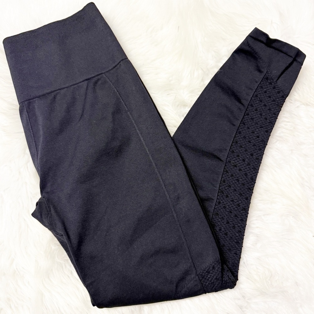 Fabletics Women’s Medium Black High Rise Leggings 25” Inseam